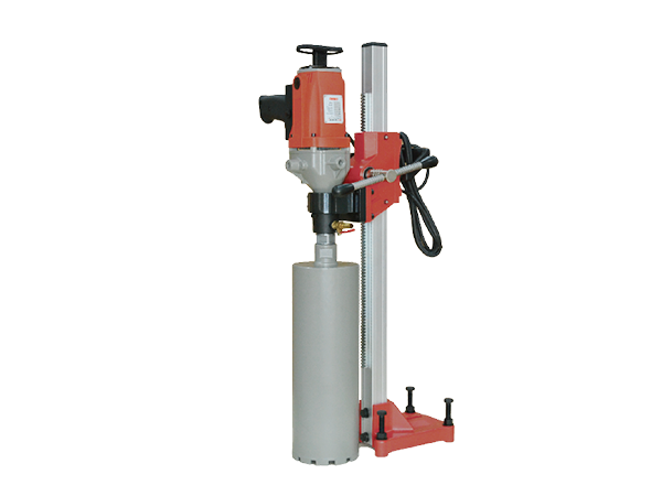 金剛石鉆孔機(jī)的操作流程是什么？鉆孔機(jī)鉆偏的主要原因有哪些？